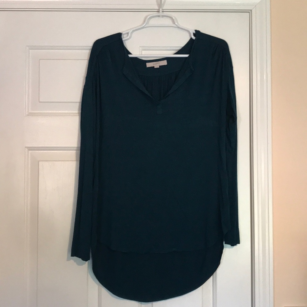 Super cozy Loft long sleeve. Size M. Blue/green